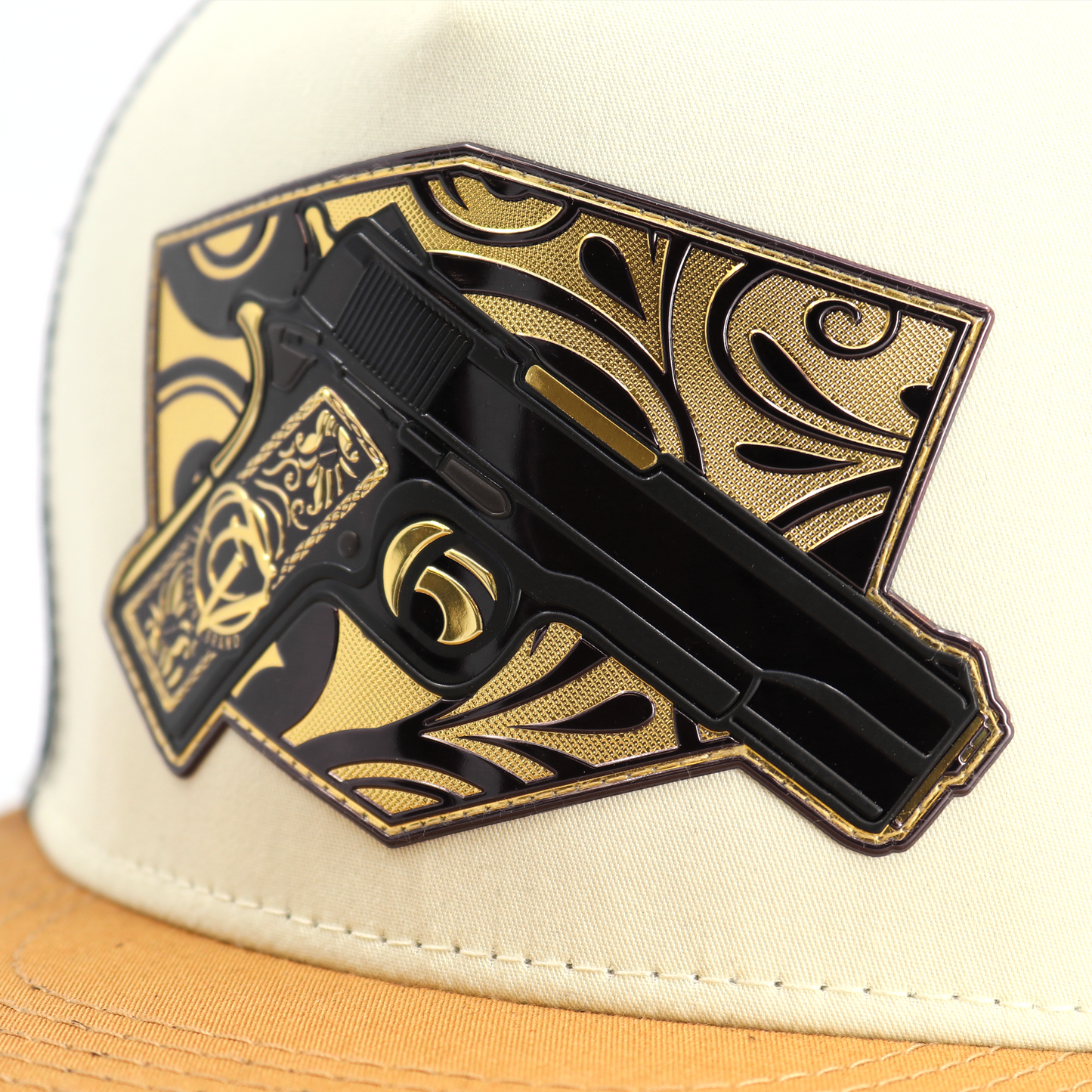 Cachas De Oro Camel/Ivory/Black flat visor hat / gorra de visera plana