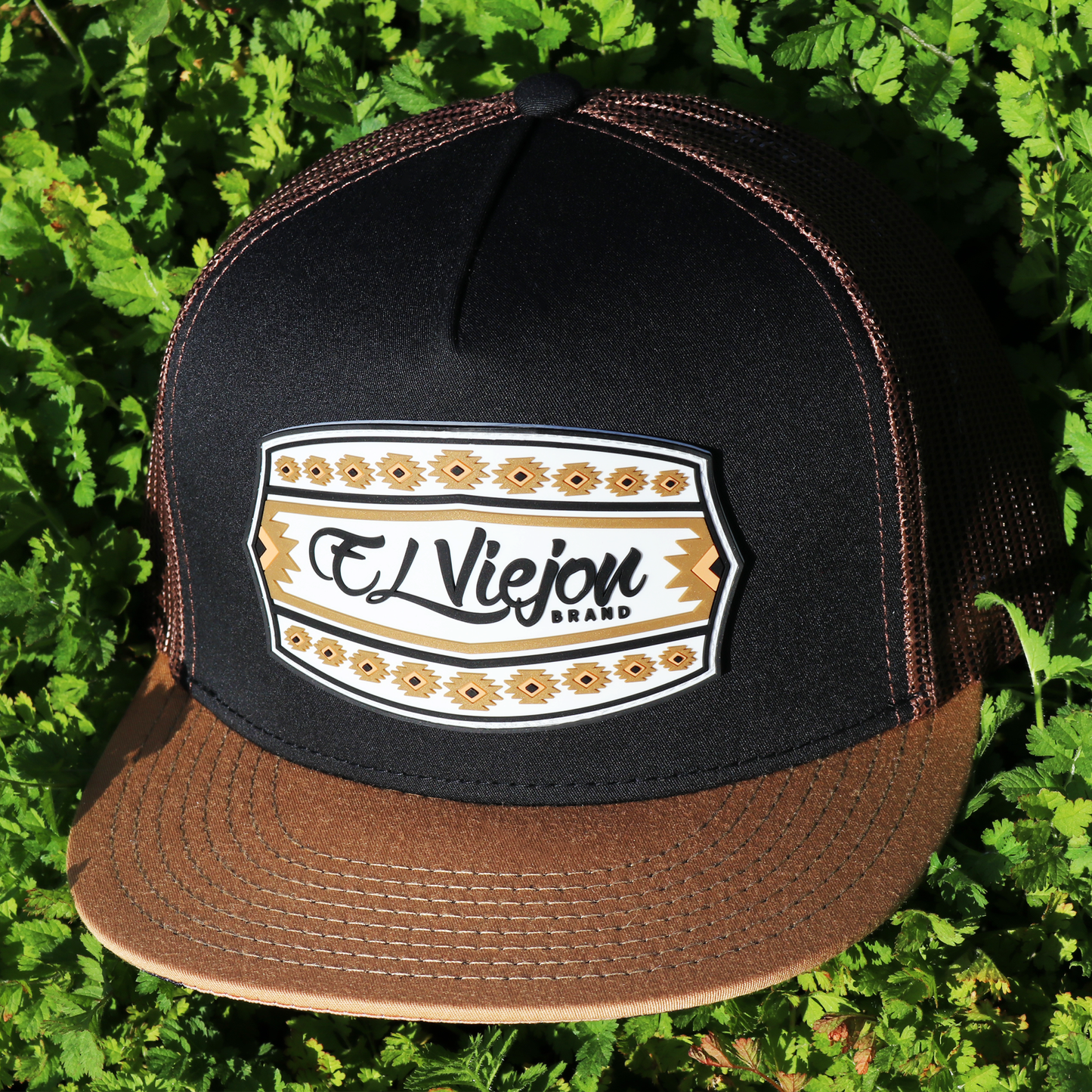 Comanche Caramel/Black/Brown flat visor hat / gorra de visera plana