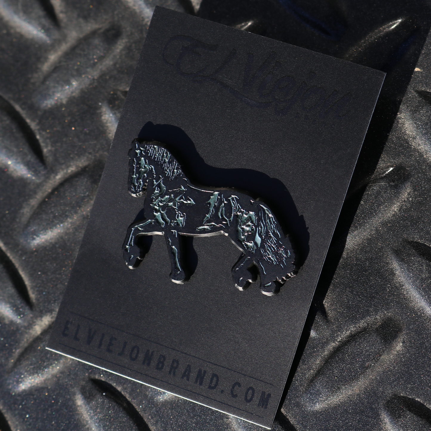 Frison Pin (1pc)