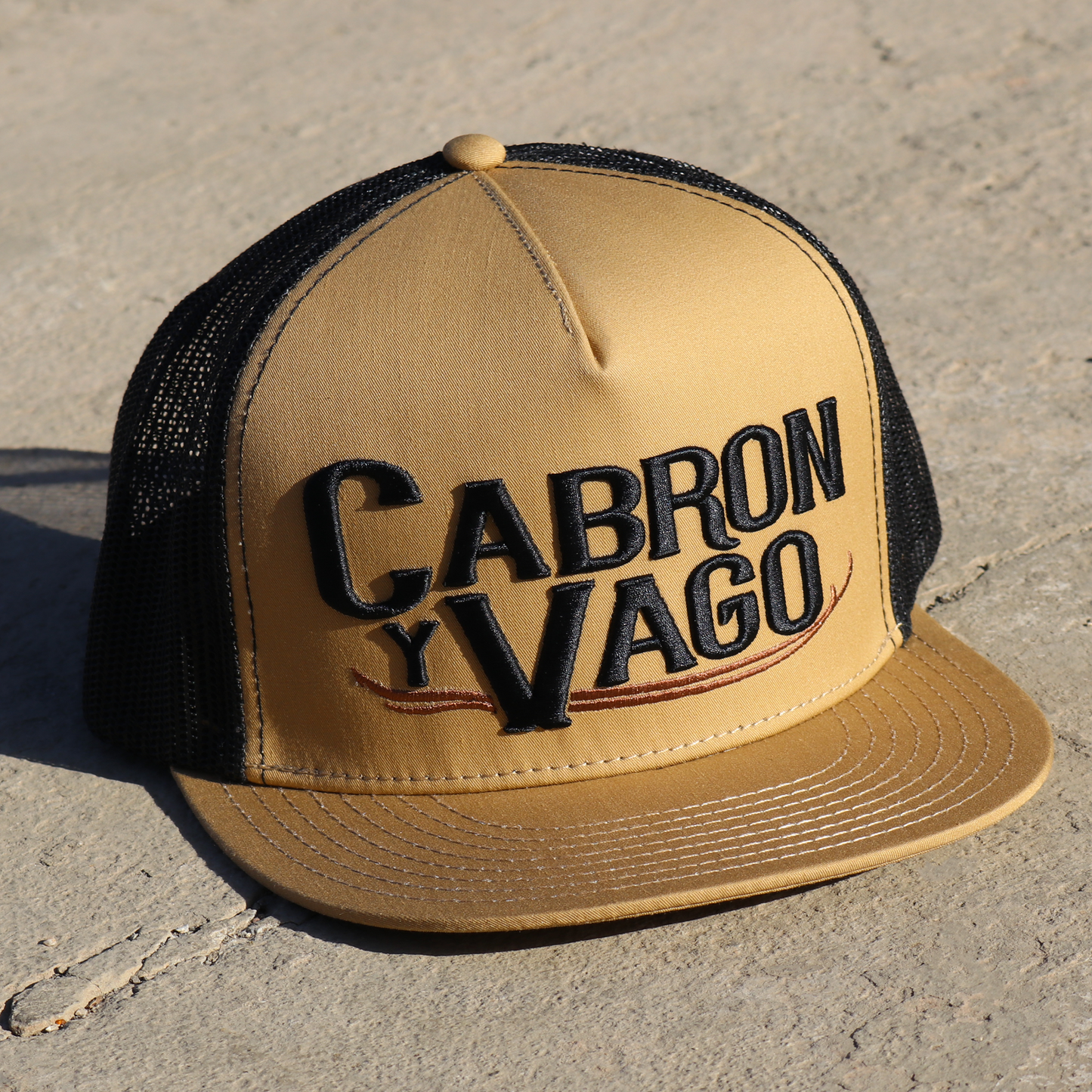 Cabron Y Vago Mocha/Black flat visor hat / gorra de visera plana