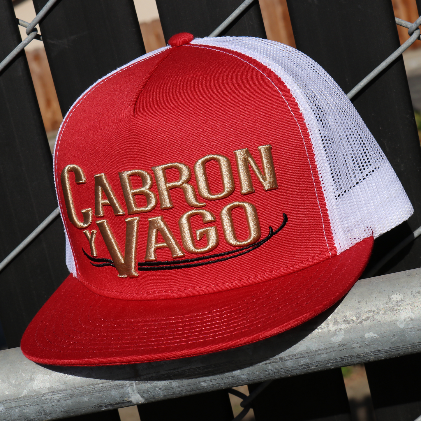 Cabron Y Vago Light Red/White flat visor hat / gorra de visera plana