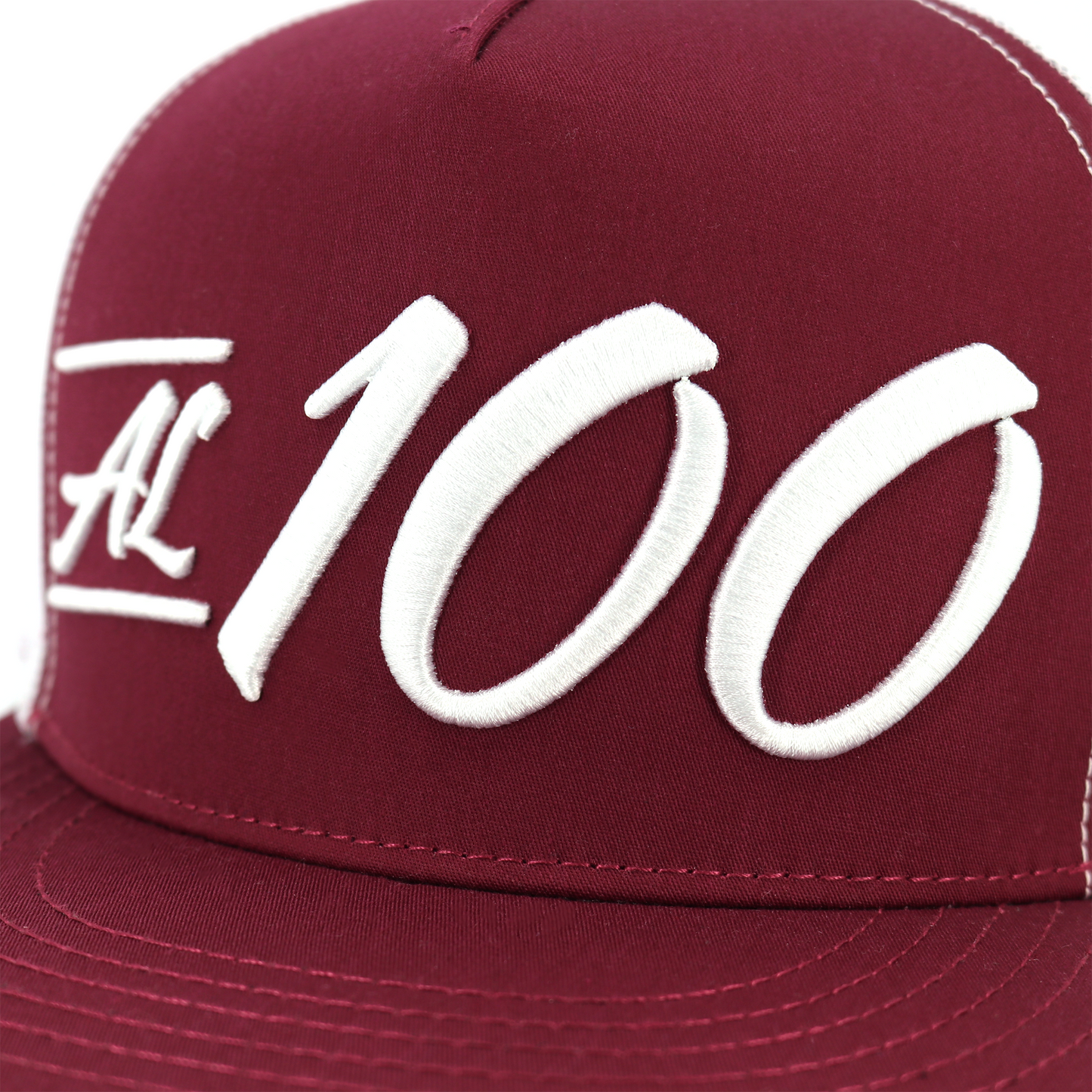 Al 100 Maroon/White flat visor hat / gorra de visera plana