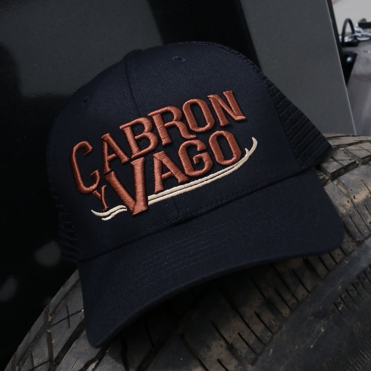 Cabron Y Vago Black classic visor hat / gorra de visera clasica