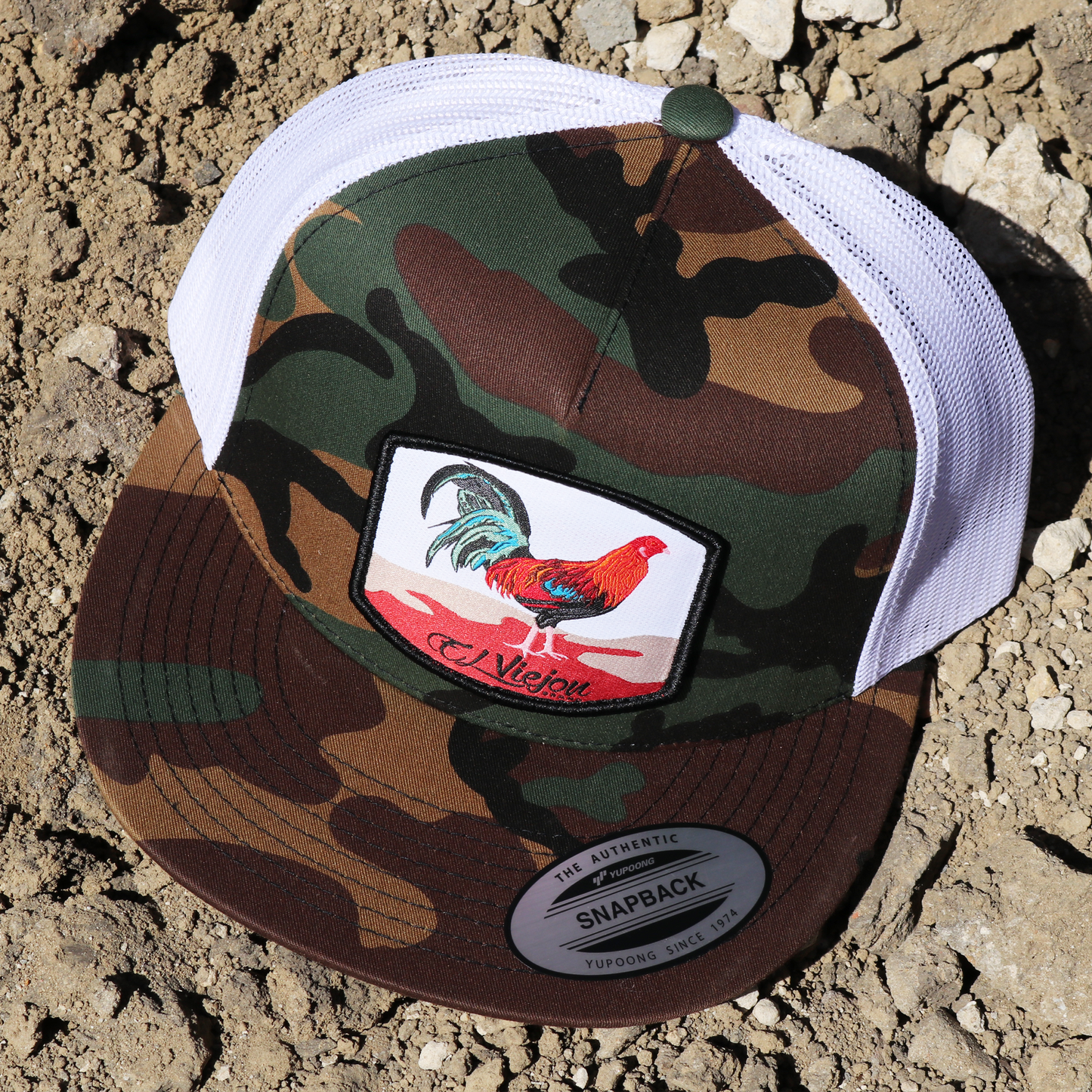 Gallo Camo/White flat visor hat / gorra de visera plana