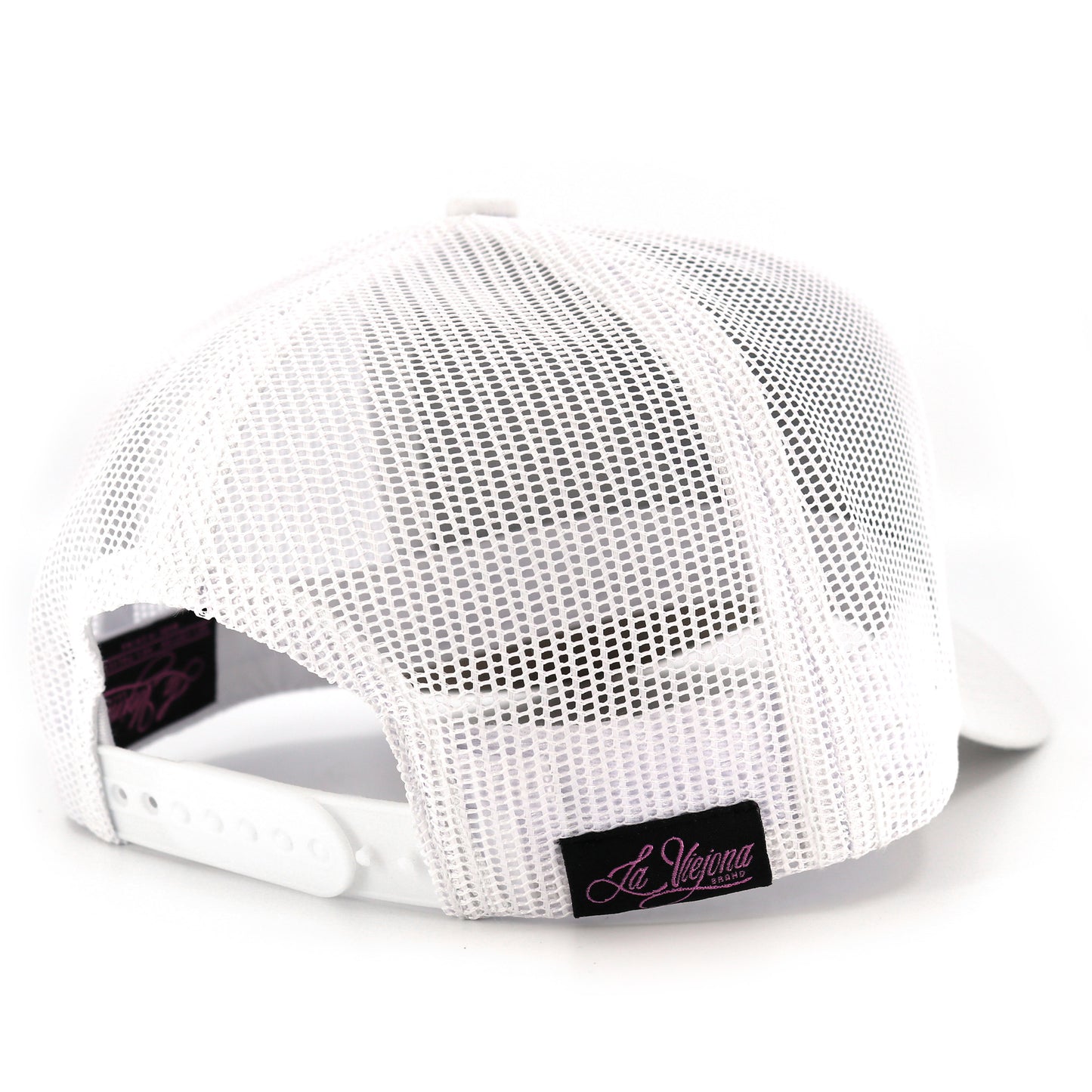 Mamá De Los Pollitos White AVC hat / gorra