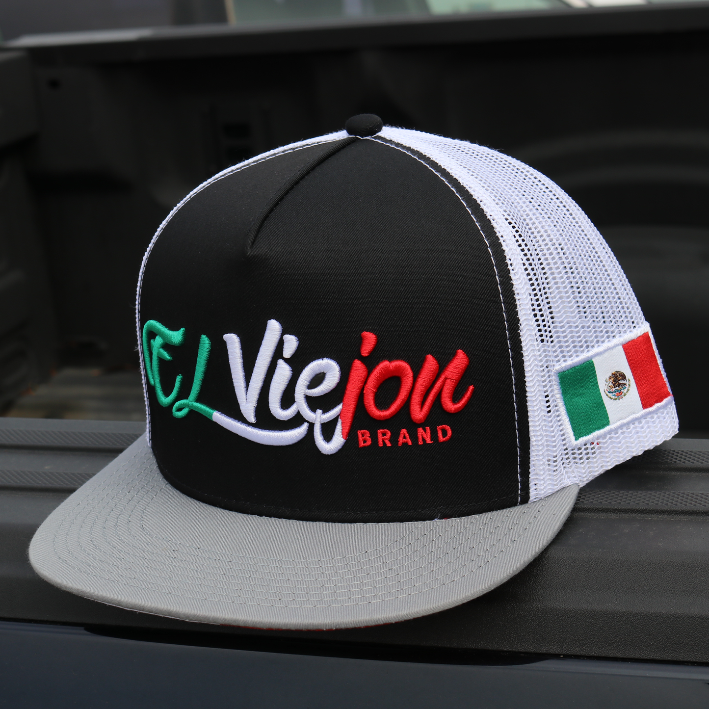 Tri Color Grey/Black/White flat visor hat / gorra de visera plana