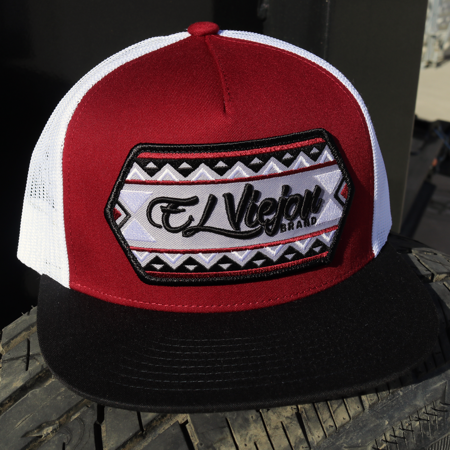 Wasco Black/Maroon/White flat visor hat / gorra de visera plana