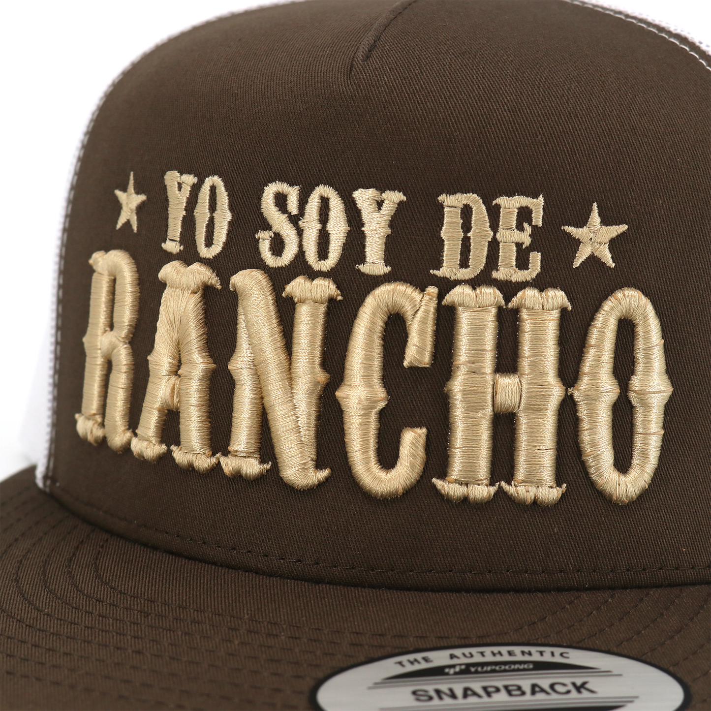 Yo Soy De Rancho Brown/White flat visor hat / gorra de visera plana