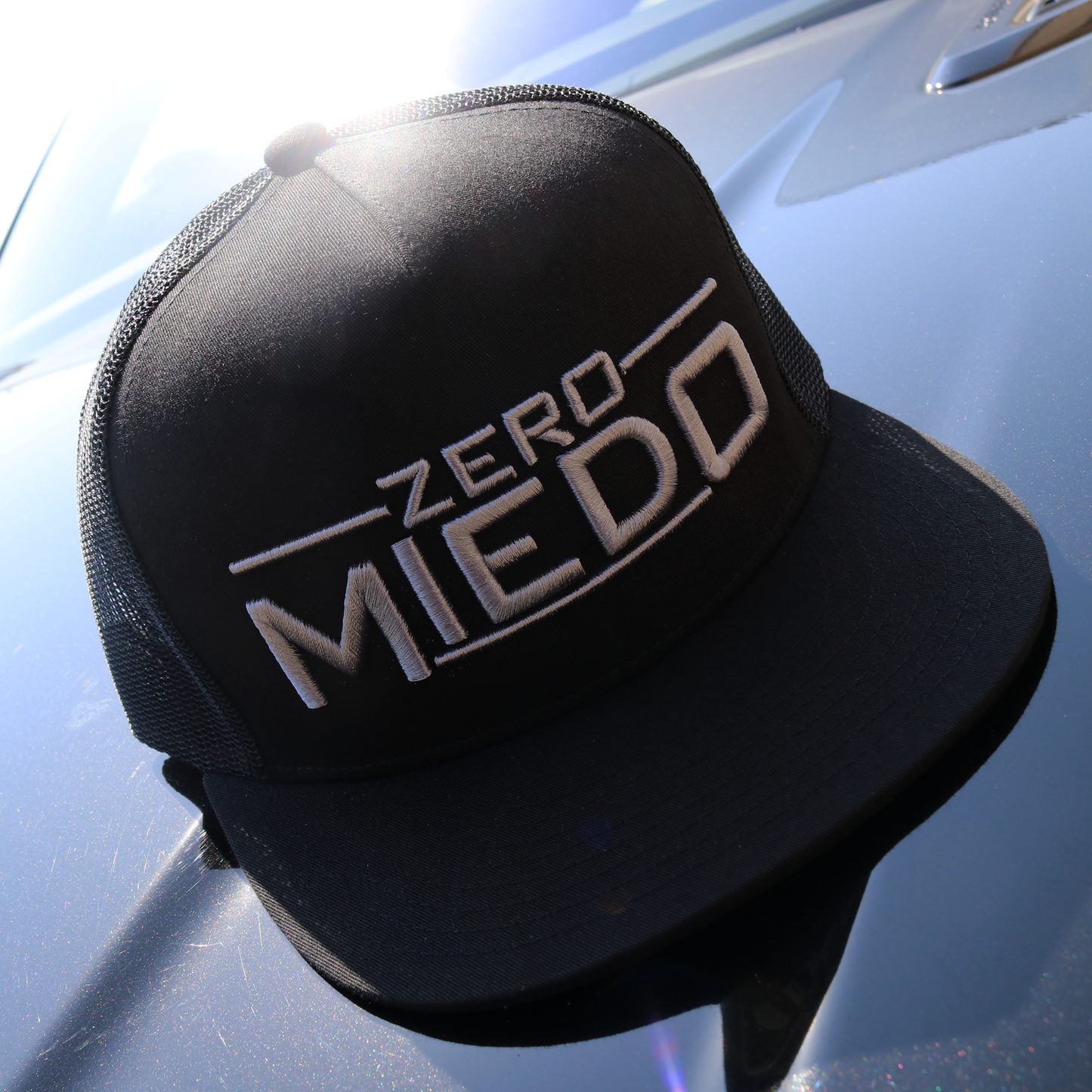 Zero Miedo Black flat visor hat / gorra de visera plana