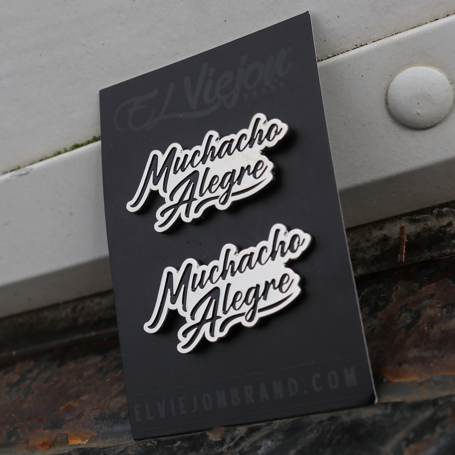 Muchacho Alegre Pin (2pcs)