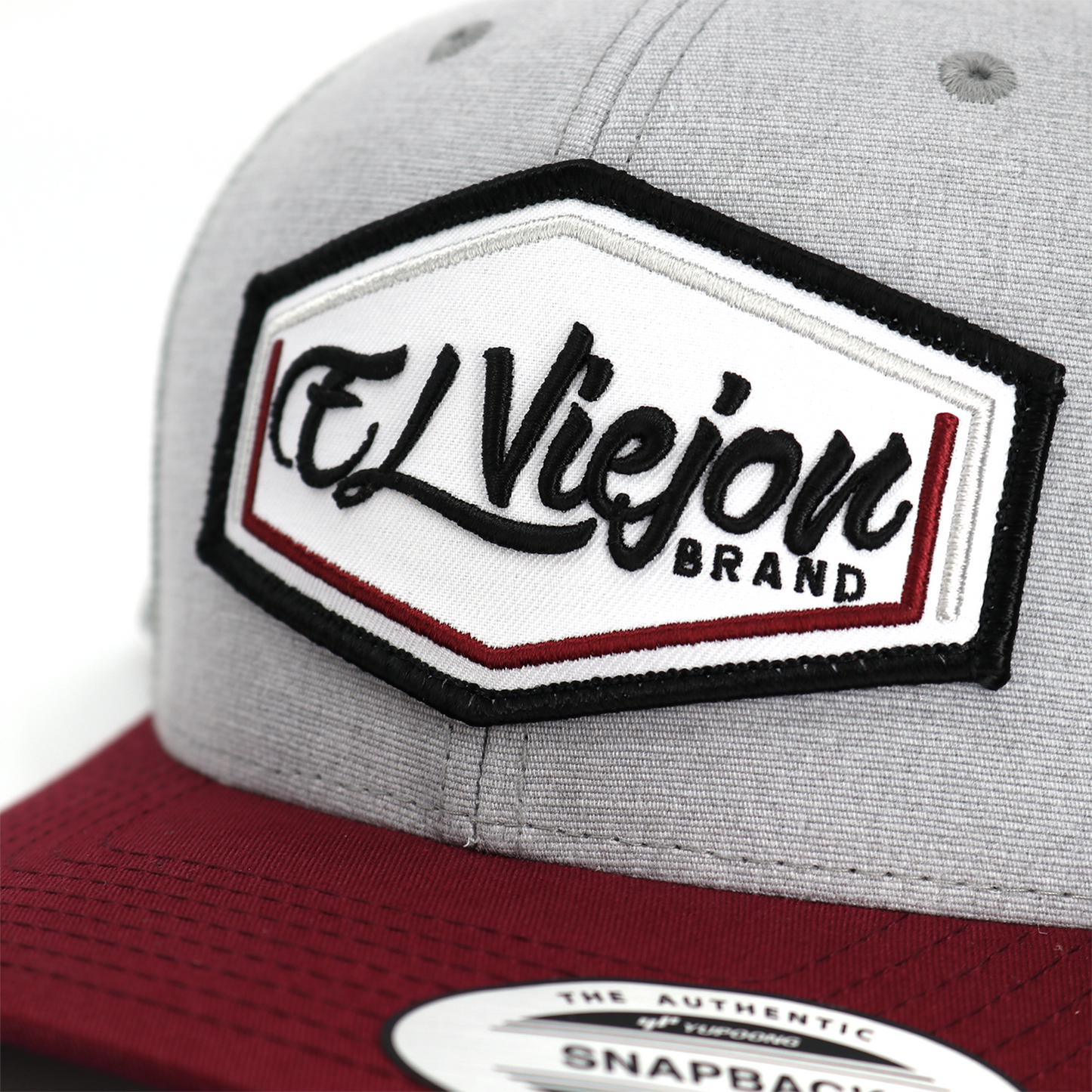 Calibre Maroon/Grey/Grey classic visor hat / gorra de visera clasica