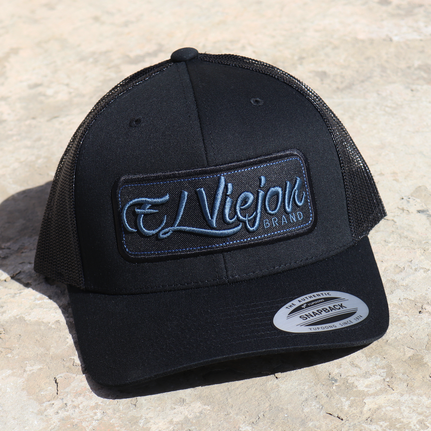 EVPatch Black (INDIGO Logo) classic visor hat / gorra de visera clasica