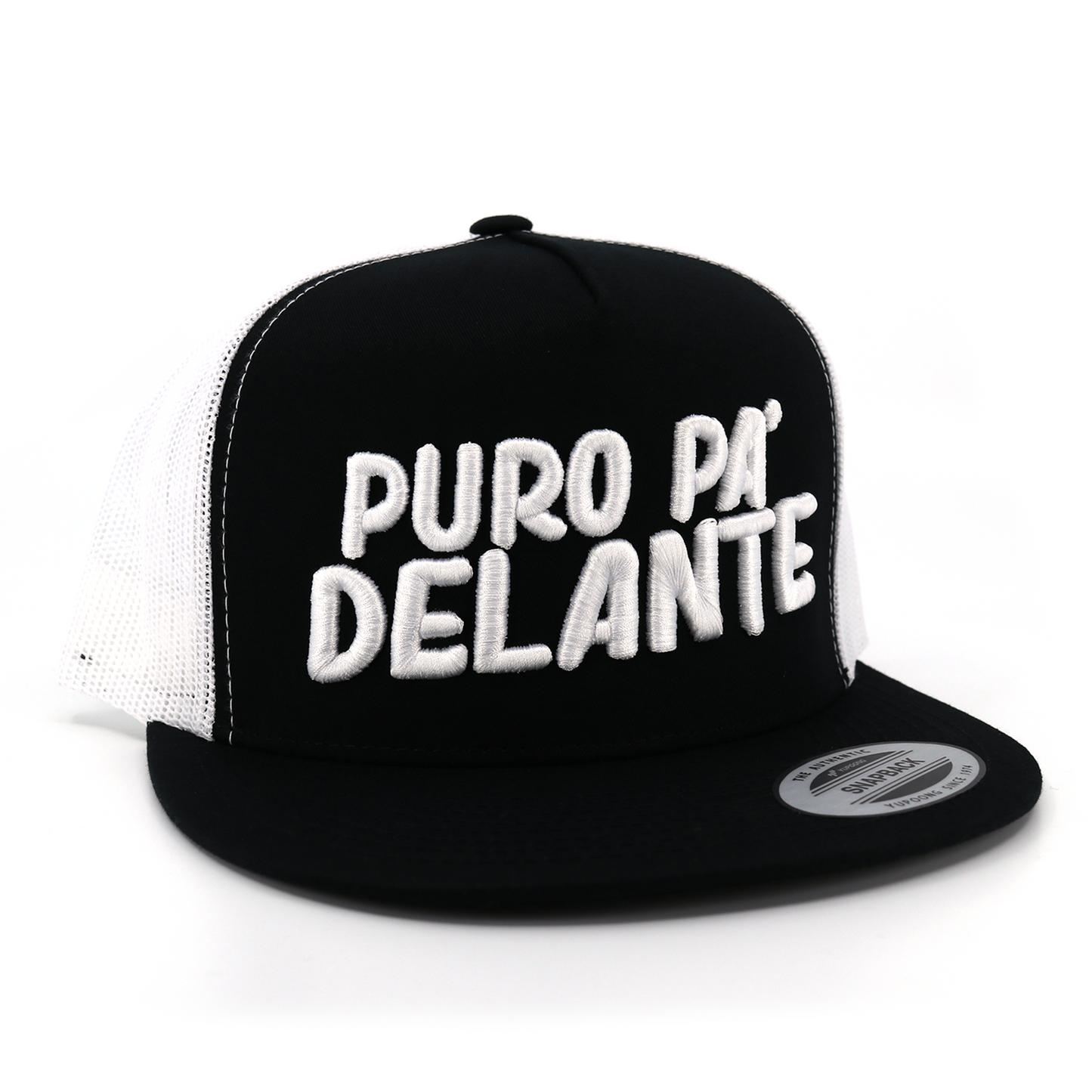 Puro Pa' Delante Black/White flat visor hat / gorra de visera plana